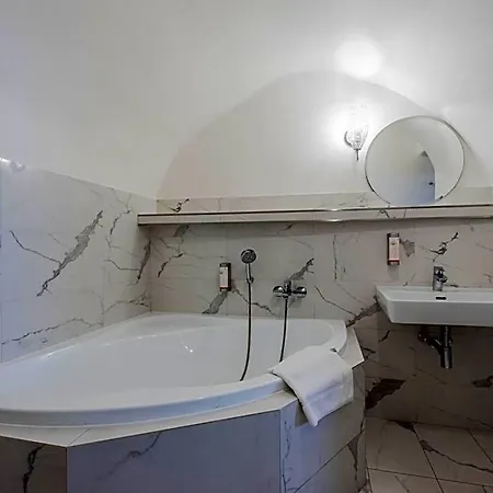 Conti Cesky Krumlov
