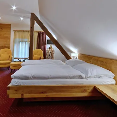 Hotel Conti